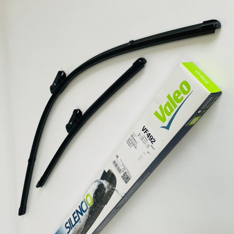 Vf492 Valeo Silencio Viskerblade   Fladblade Sæt 700 400mm
