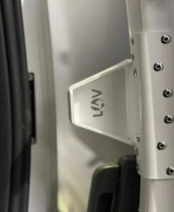 L4v Anti-peel Protection Against Door Bending Nv200 09-21    -nv200 18-21