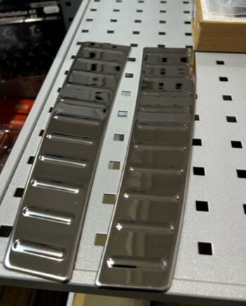 T1016  Trunk Chrome Lister