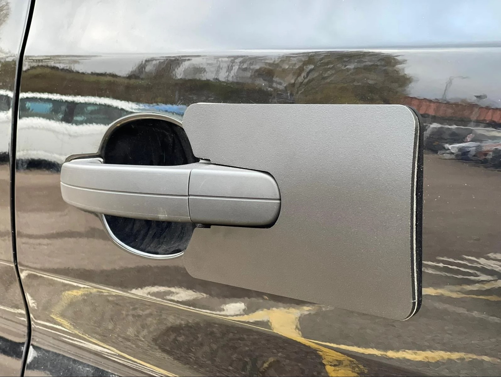 External Handle Shield Steel Black Transit14