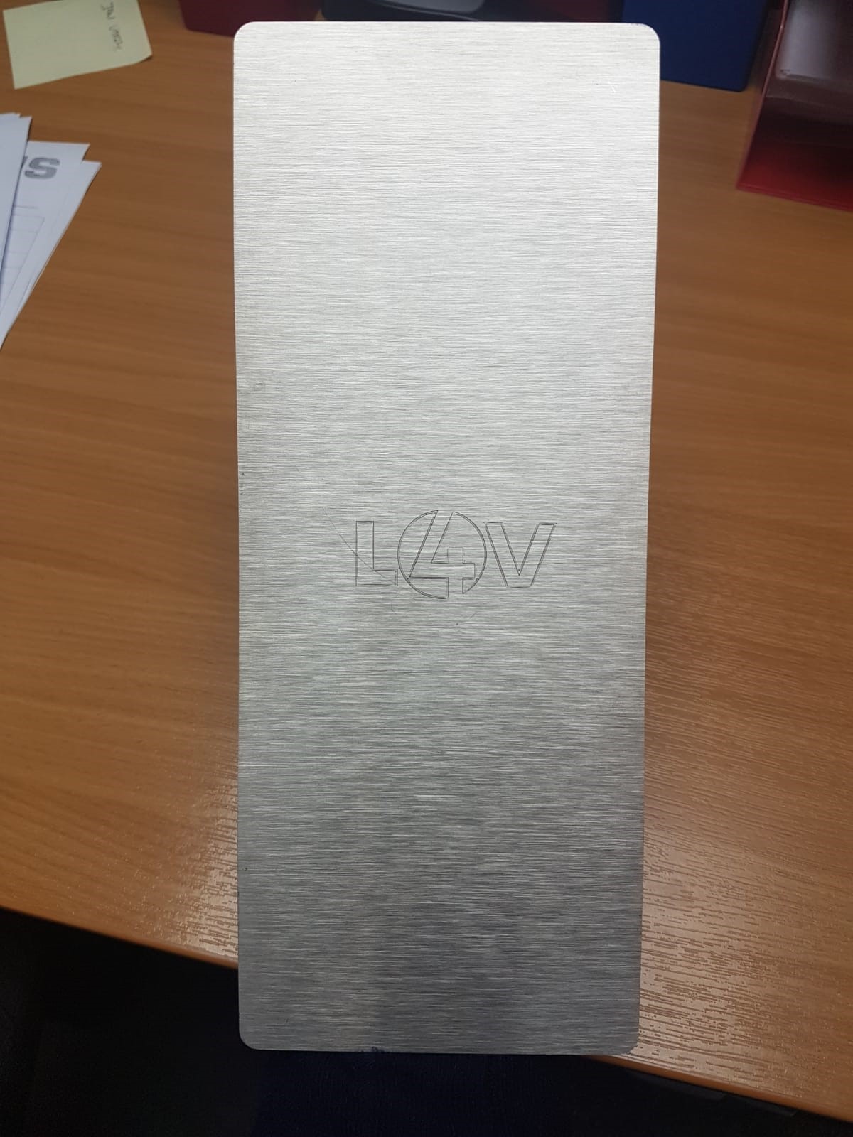 External Shield 25x10cm Steel