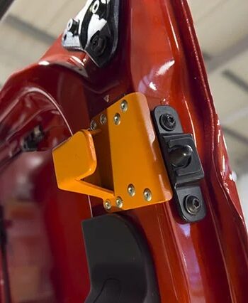 L4v Anti-peel Protection Against Door Bending